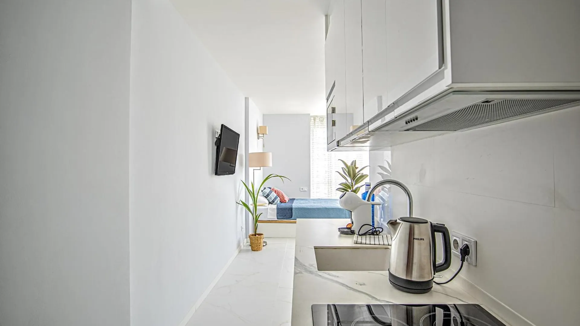 Apartment Elegant Studio With Pool And Seaview Torremolinos Spain